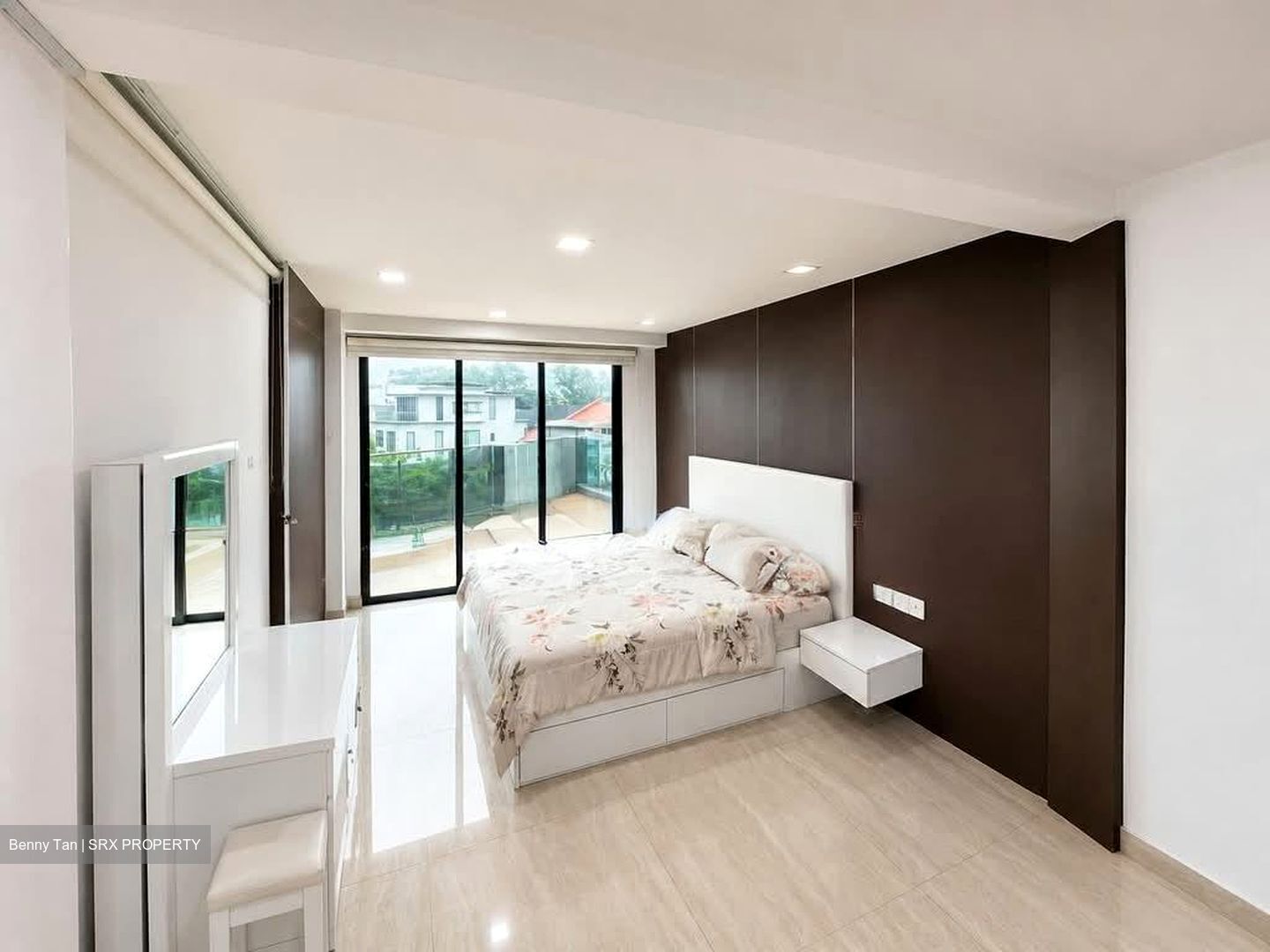 Jalan Anggerek (D13), Terrace #562353451